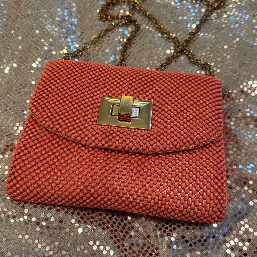 La Regale Vintage Salmon Pink Beaded Crossbody Bag Gold Chain Formal